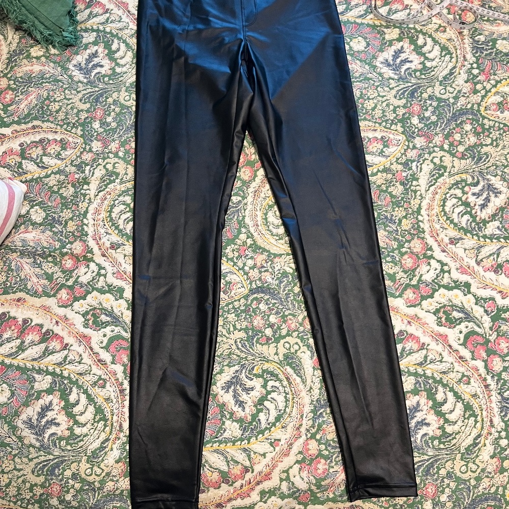 Faux leather leggings